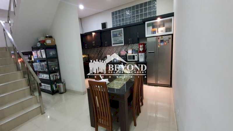 BIKIN KELUARGA BAHAGIA HUNIAN ELIT DI SINGGASANA PRADANA,BANDUNG