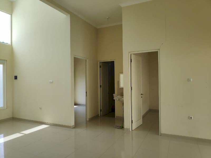 Rumah Disewakan di Villa Puncak Tidar Malang 2