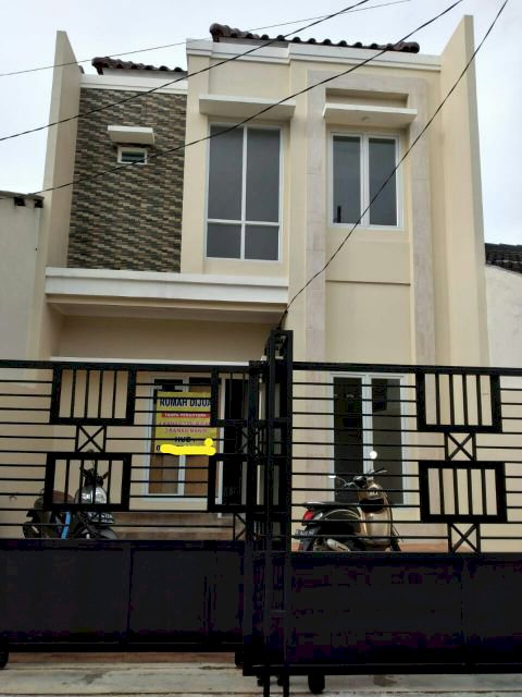 dijual Rumah baru dan cantik siap huni di Pondok Bambu Jakarta timur