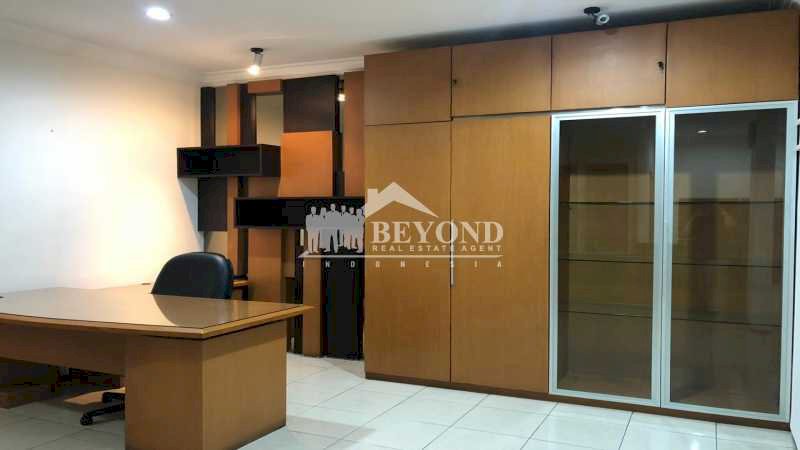 PILIHAN TERBAIK RUMAH SIAP HUNI HARGA MENGIKUTI DI SETRADUTA, BANDUNG