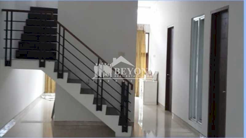 KONSEP MODERN & KEREN RUMAH DI SUKAMULYA REGENCY DEKAT PASTEUR,BANDUNG