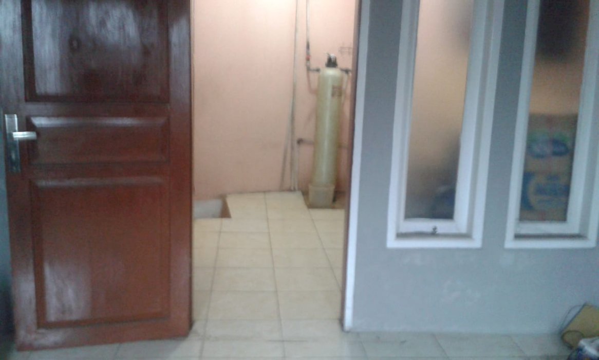 Ruko 2lt siap pakai strategis ramai binong kiaracondong