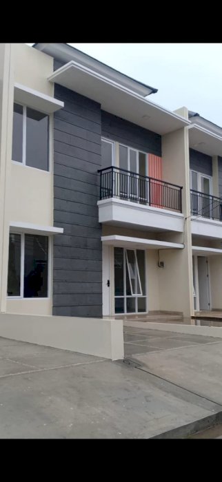 Rumah siap huni full furnis tinggal bawa koper aja  grand mahkota bekasi