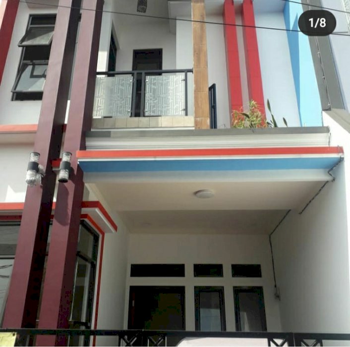 dijual rumah 2 lantai lokasi strategis di cijantung