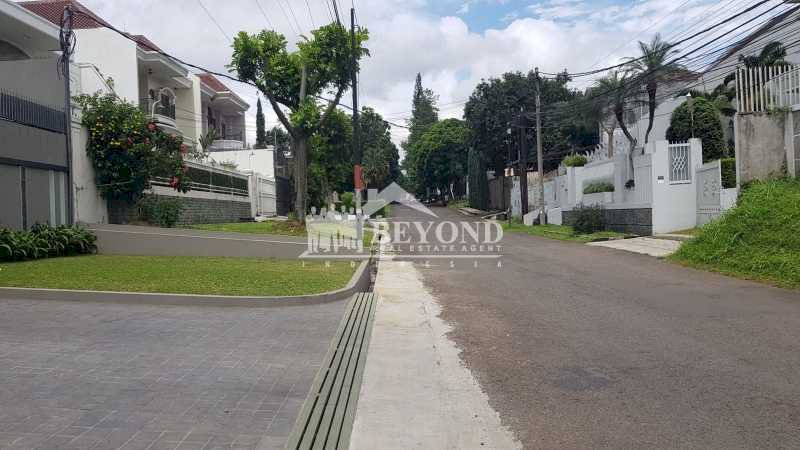 KAWASAN PASTEUR, BANDUNG PALING AMAN & MENJANJIKAN MILIKI KAVLING LUAS