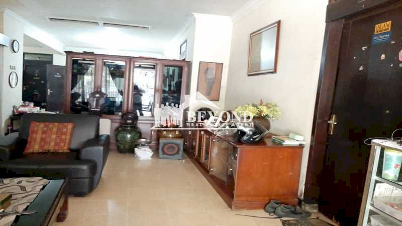 SUASANA ASRI BIKIN KELUARGA NYAMAN TINGGAL DI RUMAH AREA MOCH TOHA,BDG