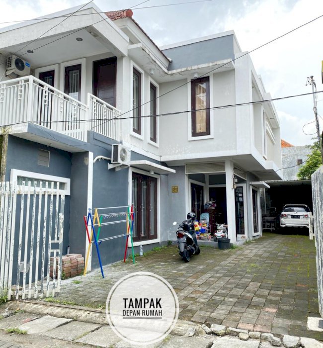 Rumah cantik di pusat Kota Surabaya hanya 1 M an saja