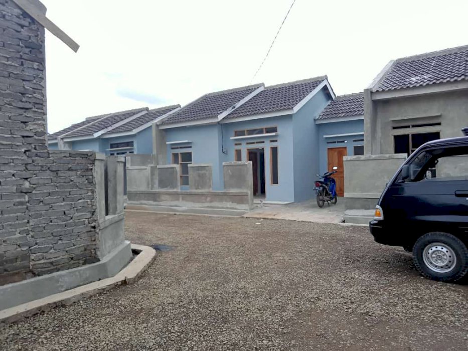 Rumah minimalis murah freedesain di kab. bandung lokasi strategis