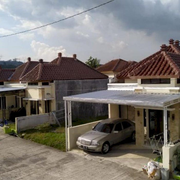 Rumah Dekat Pintu Tol Ungaran