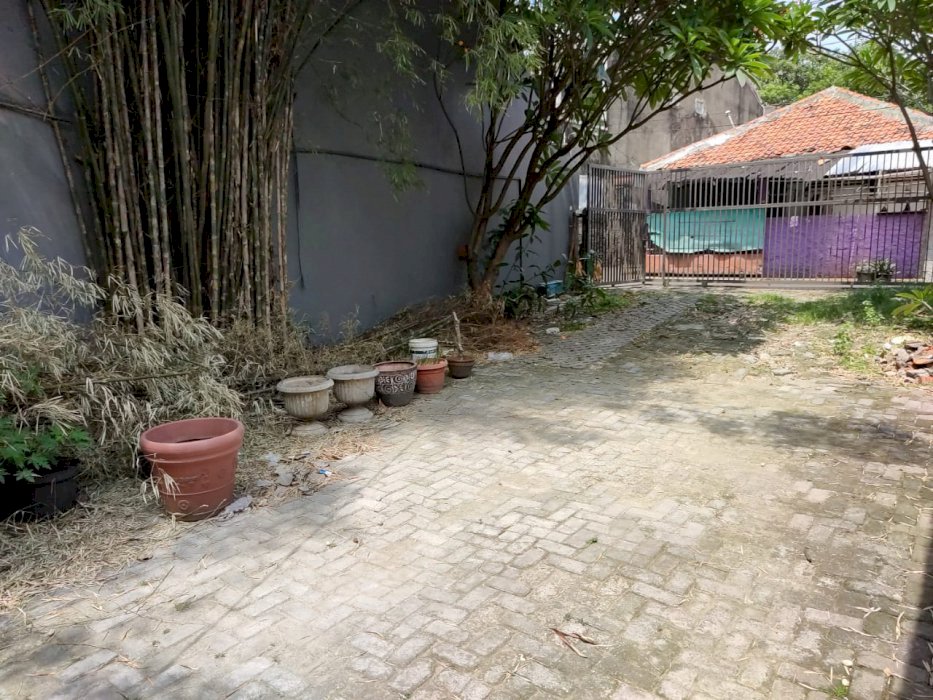 Sewa rumah cipete luas tanah 780, Lb 250 bisa jalan kaki MRT Blok a