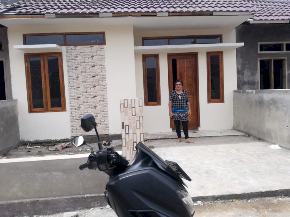 hunian pinggir jalan shm