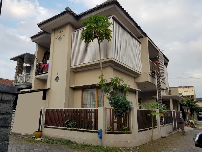 Rumah Dijual di Perumahan Green Living Residence Malang