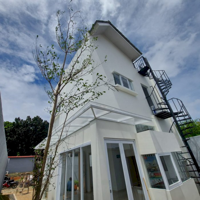 Rumah di jagakarsa dekat stasiun lenteng agung