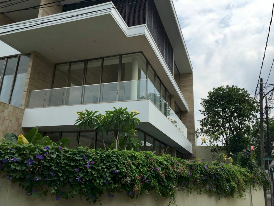 Rumah Cantik Mewah Lux Siap Huni Di Lebak Bulus Jakarta Selatan