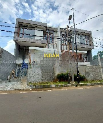 RUMAH BARU 3 LT ADA POOL DI BANGKA/KEMANG JAKARTA SELATAN