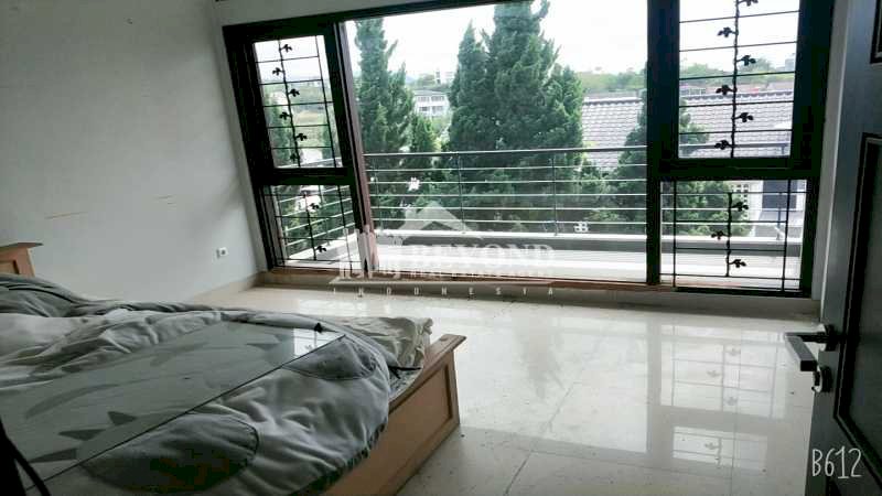 JENUH DENGAN POLUSI? YUK MILIKI RUMAH DI AREA SEJUK DAGO PAKAR,BANDUNG