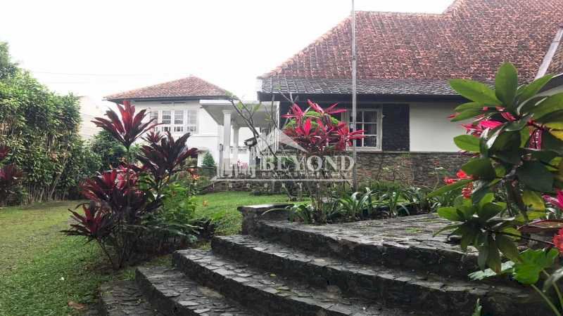 Beli Rumah BONUS Taman Asri Luas di DAGO, BANDUNG