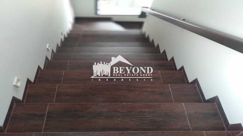 BUDGET IRIT BISA DAPAT RUMAH LUAS 3 LANTAI DI DAGO PAKAR, BANDUNG