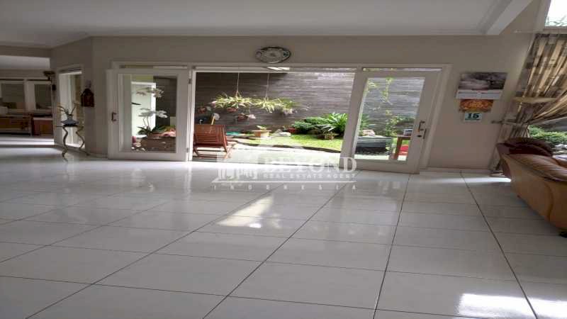 SUASANA ASRI&MODERN JADIKAN RUMAH DI ALAM KANAYAKAN  AREA DAGO-BANDUNG