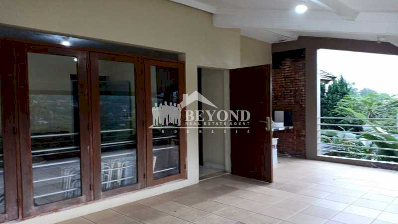 KONSEP MINIMALIS HARGA TIPIS RUMAH DI  RESORT DAGO PAKAR, BANDUNG