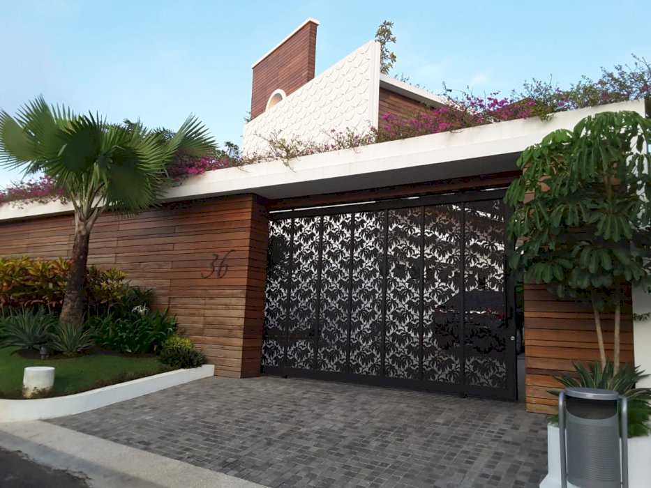 Vila Pecatu Bali Turun Harga