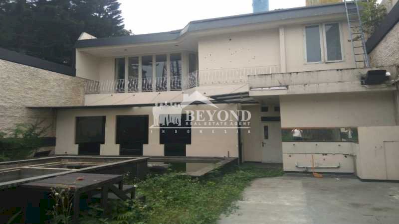 INVESTASI KEREN MILIKI HUNIAN LUAS DI LOKASI TEPAT DAGO, BANDUNG