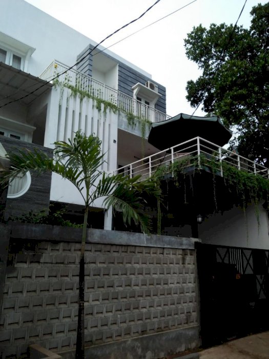 DI JUAL RUMAH MEWAH DI JAKARTA SELATAN