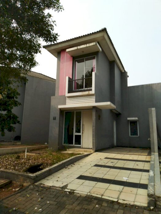 Rumah di Cluster Azalea Gading Serpong