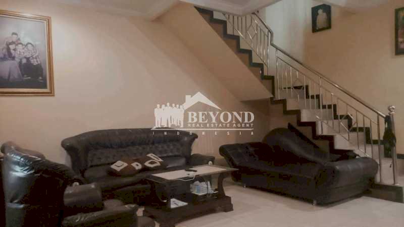 KEMUDAHAN AKSES PASTI KELUARGA NYAMAN RUMAH DI LEUWIPANJANG,BANDUNG