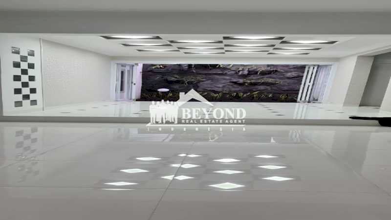 NUANSA PUTIH BIKIN HUNIAN ELEGANT & NYAMAN ADA DI BATUNUNGGAL, BANDUNG