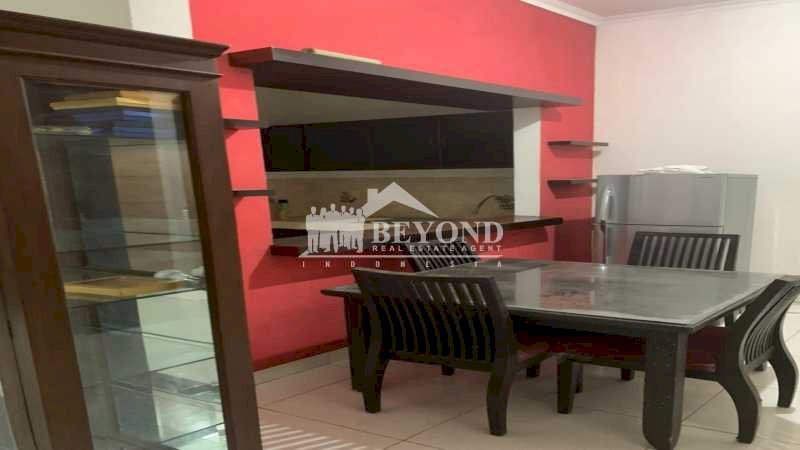 SURVEY DULU BARU DEAL ! RUMAH DI KAWASAN ELIT BATUNUNGGAL, BANDUNG