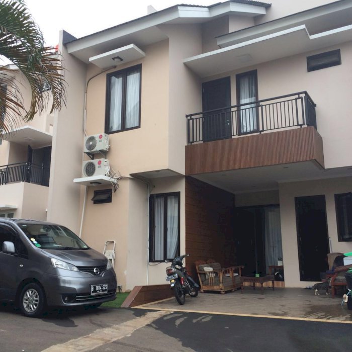 Rumah Townhouse Cantik Cilandak Permai