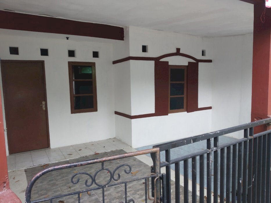 Rumah murah dekat stasiun hanya 6 menit ke stasiun Cilebut
