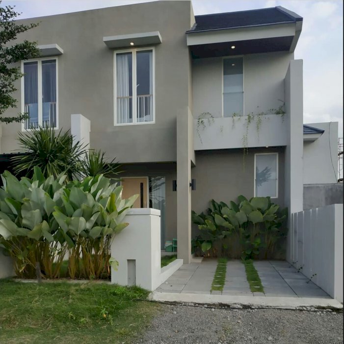 Rumah mewah murah gresik 2 lantai