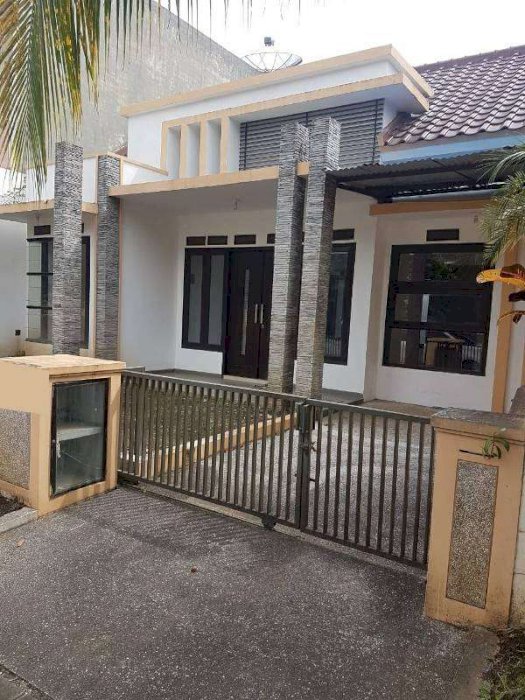 Rumah 4 kamar di Villa Puncak Tidar Malang GMK00005