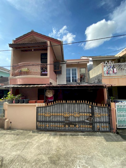 Rumah Siap Huni dalam perumahan Harapan Indah,Kota Bekasi