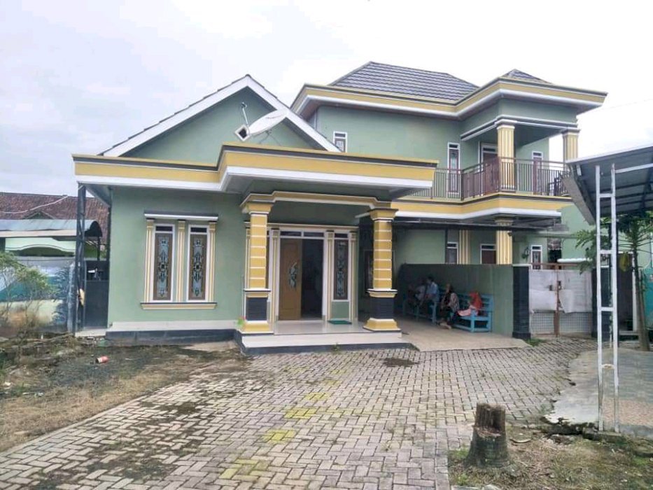 Rumah pribadi 2 lantai murah