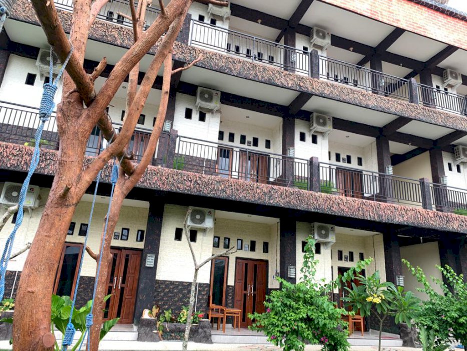 JUAL HOMESTAY BONUS VILLA BARU GRESS