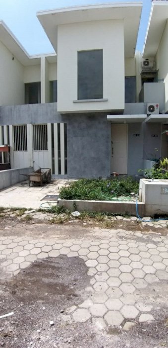 Di Jual Rumah Surabaya Barat Graha Vilas