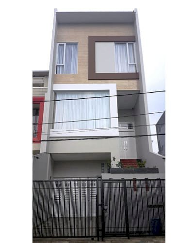 Dijual rumah 3 lantai di belakang mall kelapa gading