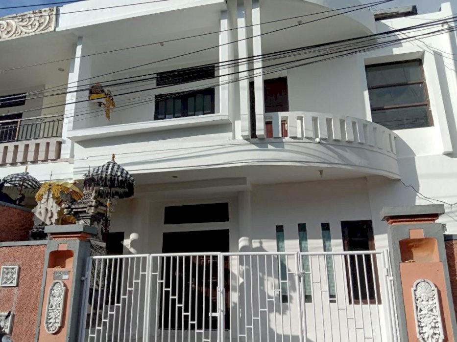 RUMAH MEGAH PUSAT DALUNG PERMAI KUTA UTARA