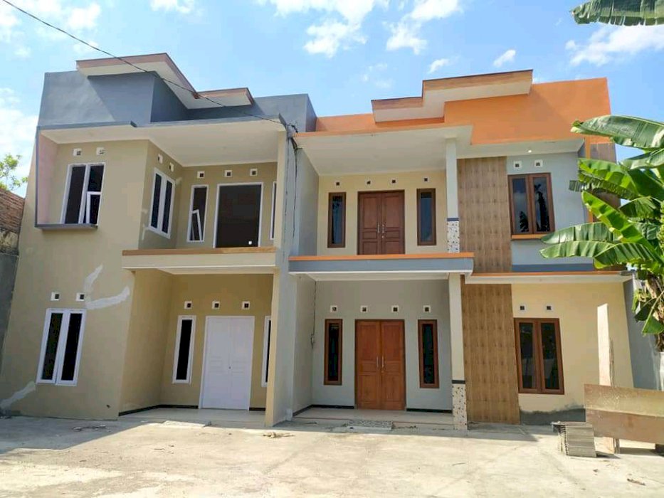 Rumah Baru 2 Lantai Bangunan Gagah Istimewa Lingkungan Aman Jlan Lebar