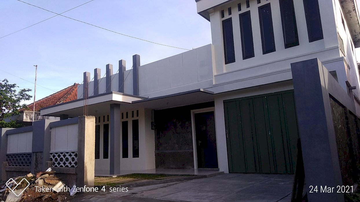 Harga Turun Drastis!! Rumah New Renov Pusat Kota