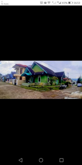 Di jual villa di perumahan Nolina