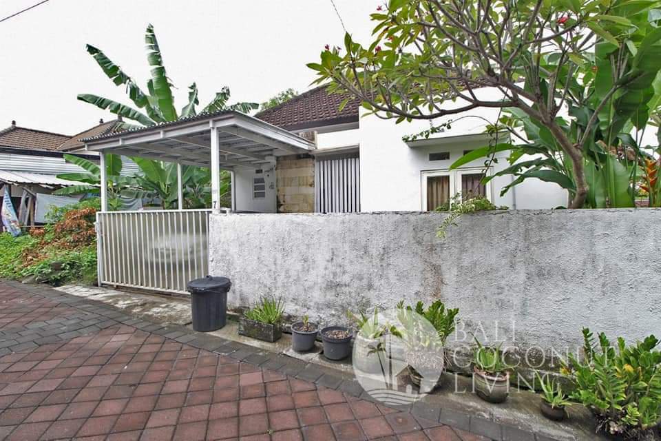 RUMAH CANTIK KUTA UTARA PADONAN