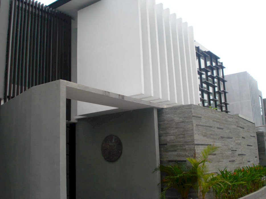 VILLA MODERN CENTRAL UMALAS KEROBOKAN BADUNG