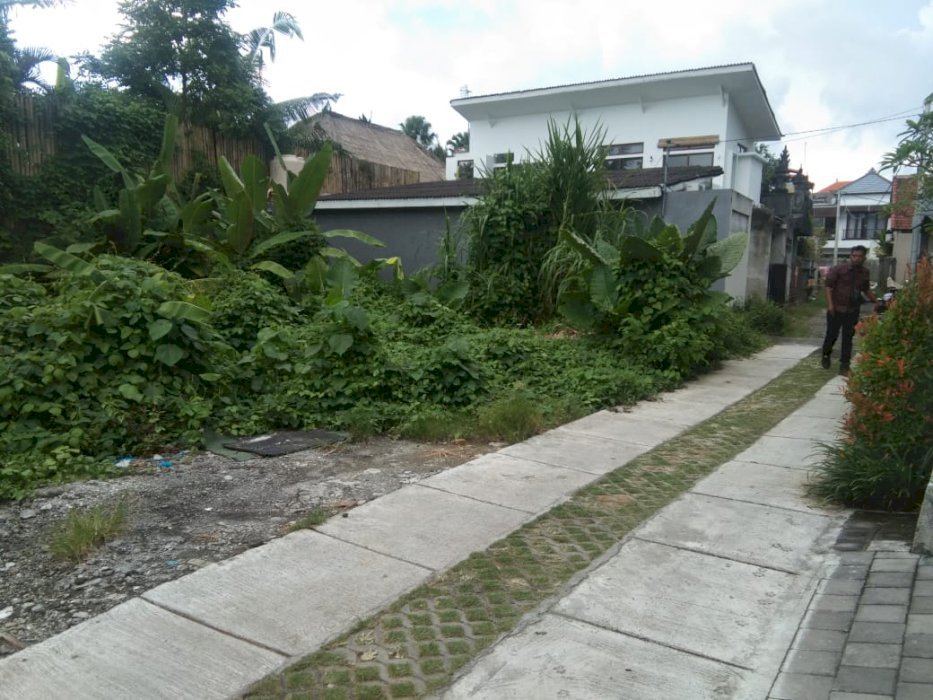 Di jual tanah 1 are lokasi tumbak bayuh