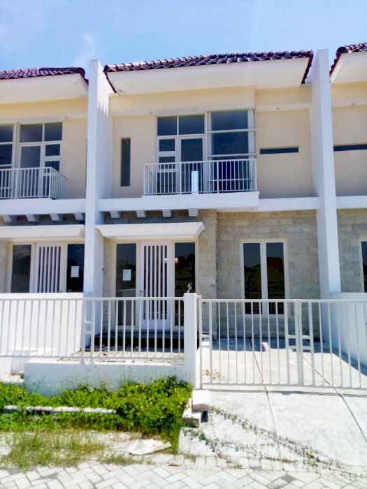 RUMAH 2 LANTAI MINIMALIS Rungkut Surabaya (dekat rencana OERR)