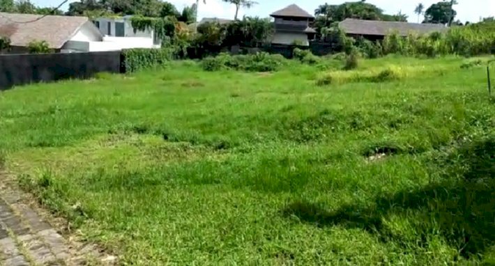 LAND FOR SALE IN PERERENAN