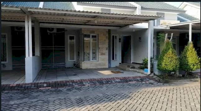 Rumah  tengah kota Sukolilo Surabaya Timur murah banget
